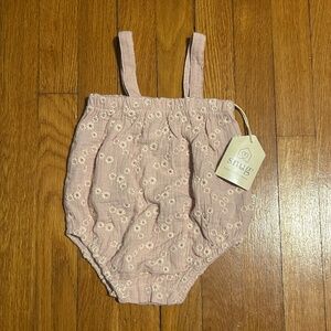 NWT Snug Baby Pink Romper Infant 6–9 Months